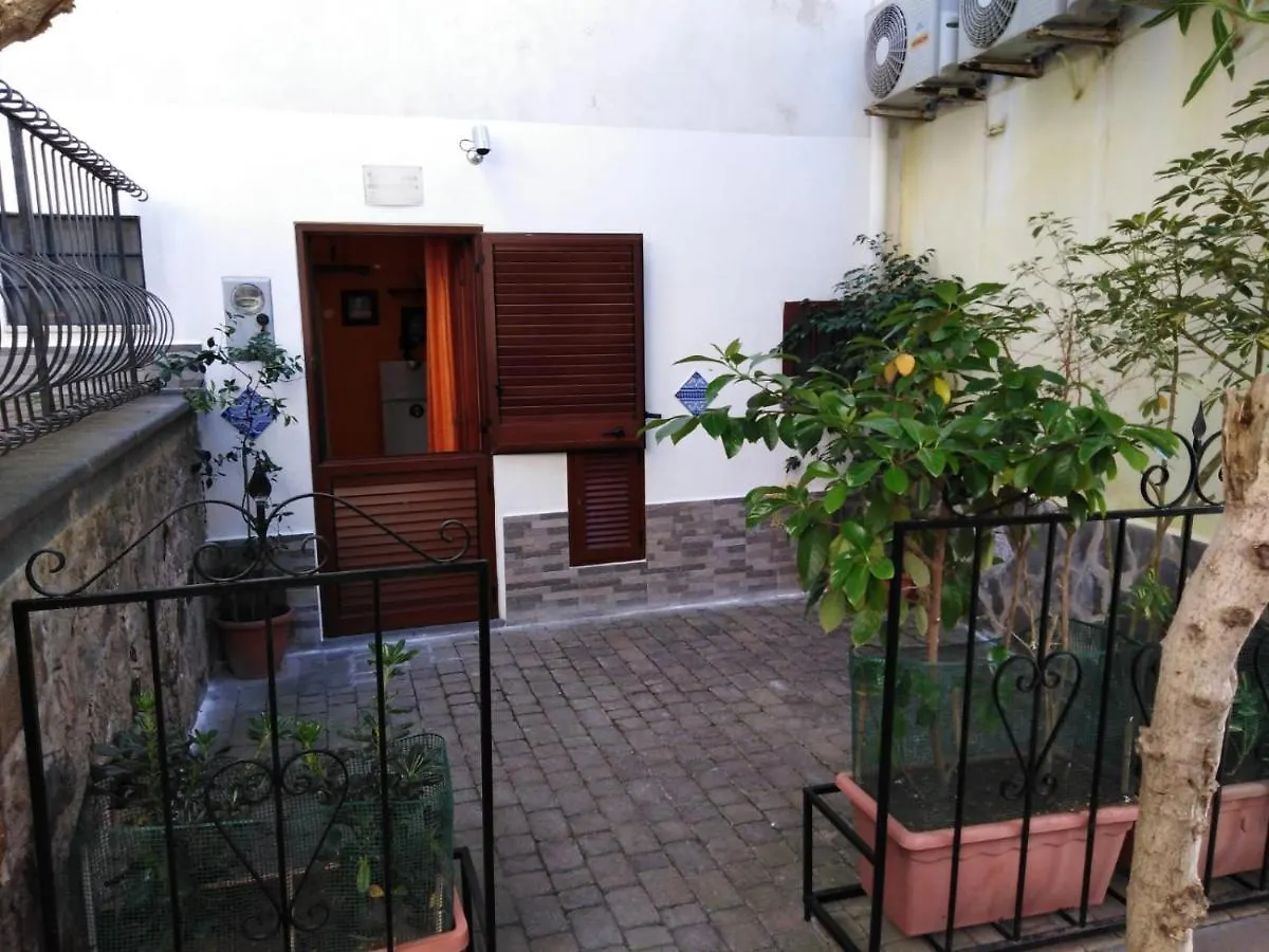 Appartamento Asia Lipari  0*, Lipari (Isola Lipari) Italy